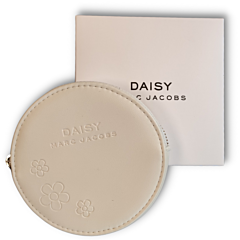 Zugaben Marc Jacobs Daisy Pouch online kaufen bei Top Parfümerie ♥ Gratis-Geschenk zu jeder Bestellung ✓ Jetzt bestellen!