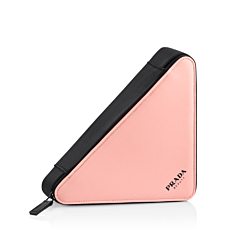Zugaben Prada Triangle Pouch online kaufen bei Top Parfümerie ♥ Gratis-Geschenk zu jeder Bestellung ✓ Jetzt bestellen!